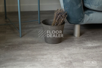 Ceramo Vinilam Stone 8 мм 71614 Цемент Светлый фото 6 | FLOORDEALER